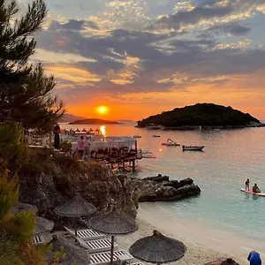 Moonlight Apartment Ksamil